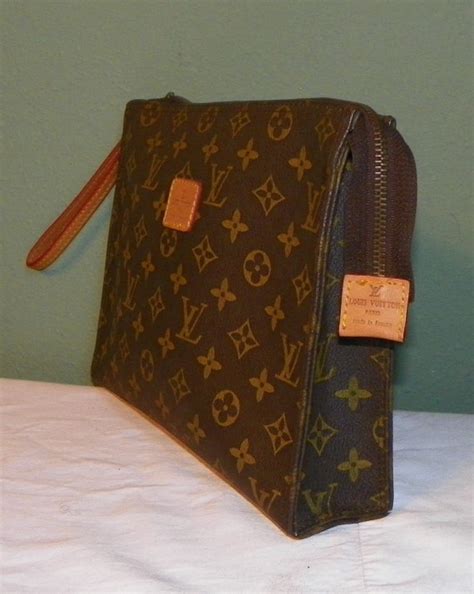 vintage beauty case louis vuitton|Louis Vuitton cosmetic pouch 26.